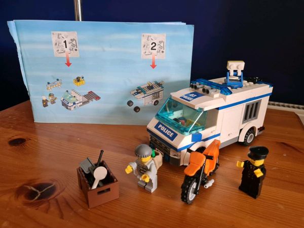 Lego prisoner trsnsport 7286 for sale in Co. Kilkenny for 10 on