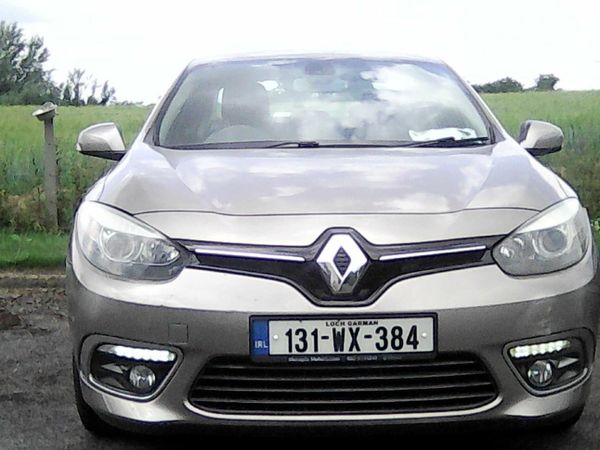 Renault Fluence Saloon, Diesel, 2013, Gold