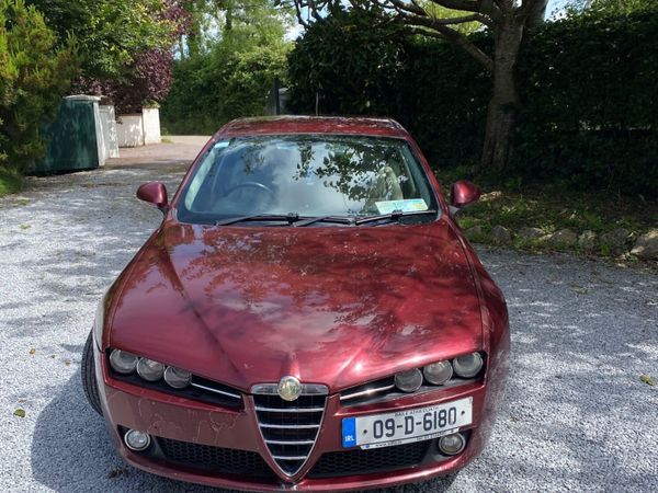 Alfa Romeo 159 Saloon, Diesel, 2009, Red