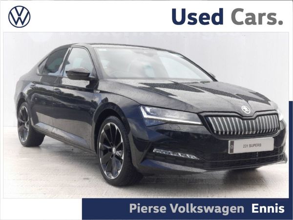 Skoda Superb Hatchback, Petrol Plug-in Hybrid, 2023, Black