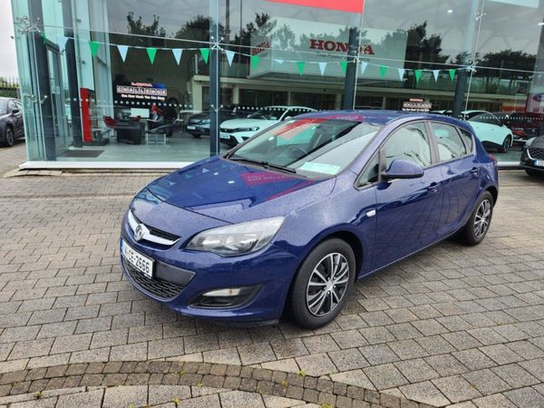 Vauxhall Astra Hatchback, Diesel, 2014, Blue