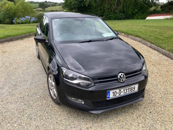 Volkswagen Polo Hatchback, Petrol, 2010, Black