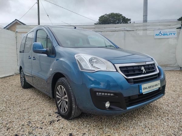 Peugeot Partner MPV, Diesel, 2017, Blue