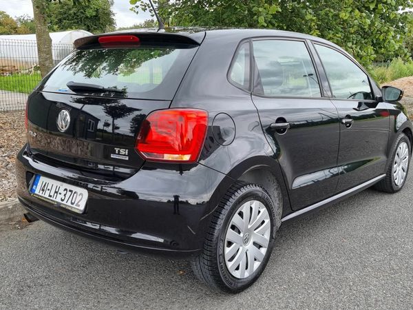 Volkswagen Polo Hatchback, Petrol, 2014, Black