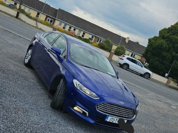 Ford Mondeo Hatchback, Petrol, 2017, Blue