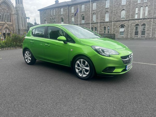 Opel Corsa Hatchback, Petrol, 2016, Green