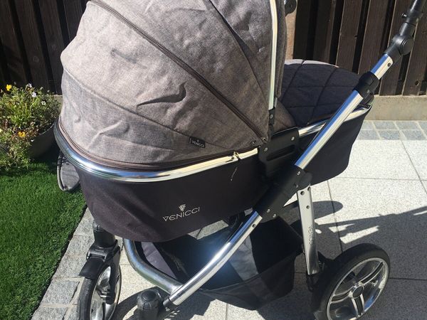 Venicci pram silver outlet spark