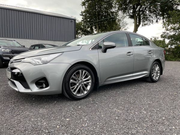 Toyota Avensis Saloon, Diesel, 2018, Grey