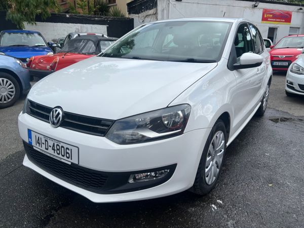 Volkswagen Polo Hatchback, Petrol, 2014, White