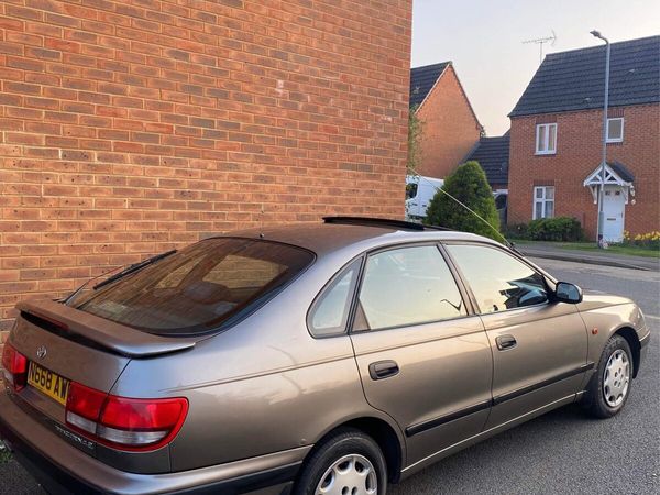 Toyota Carina Hatchback, Petrol, 1995, Silver