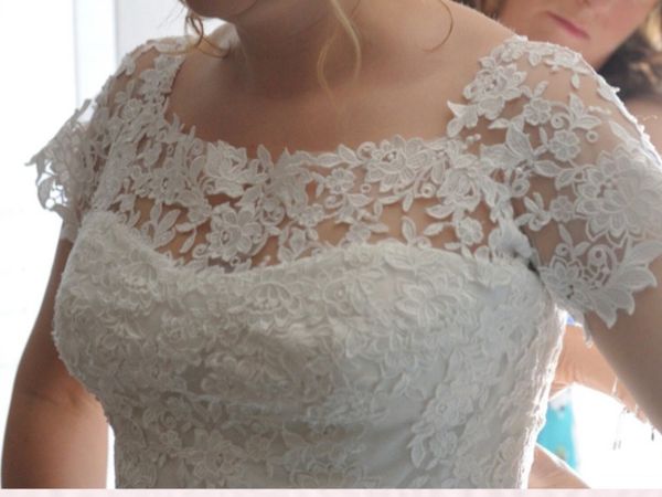 italian 2 Wedding Dresses Ads For Sale in Ireland DoneDeal