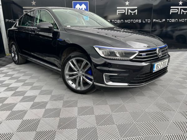 Volkswagen Passat Saloon, Petrol Plug-in Hybrid, 2018, Black
