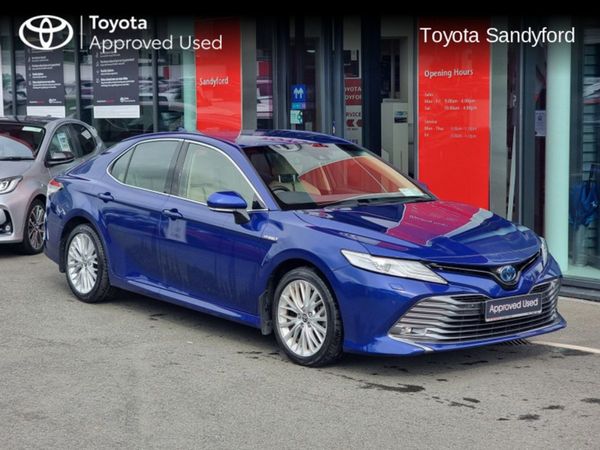 Toyota Camry Saloon, Hybrid, 2020, Blue