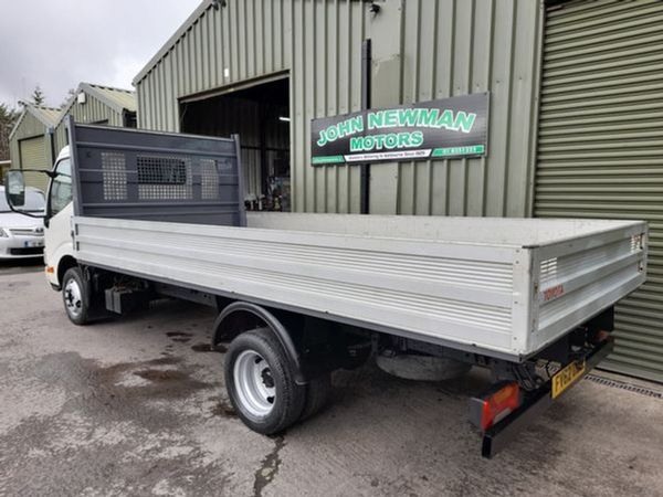 Toyota Dyna MPV, Diesel, 2012, White