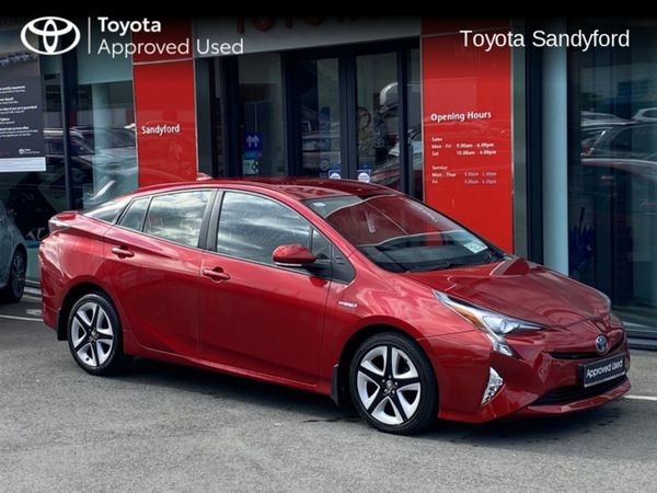 Toyota Prius Hatchback, Hybrid, 2018, Red