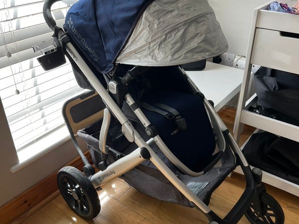 Uppababy vista done hot sale deal