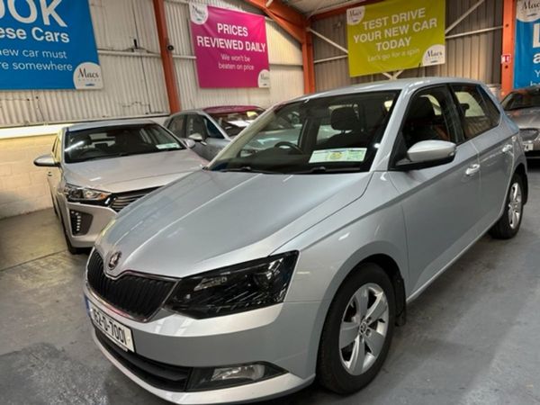 Skoda Fabia Hatchback, Diesel, 2016, Silver