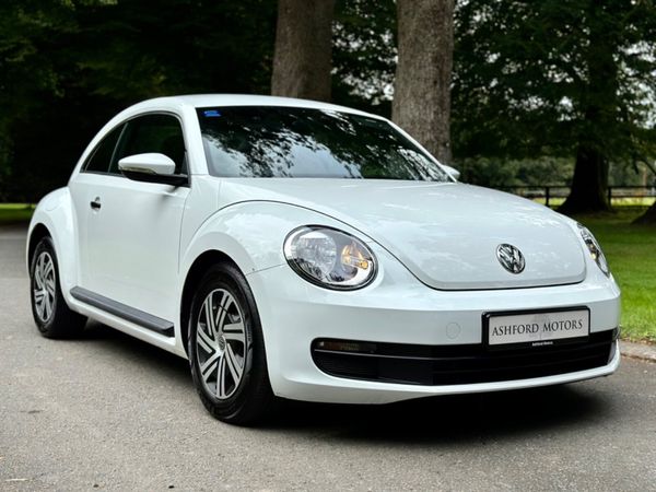 Volkswagen Beetle Hatchback, Diesel, 2014, White