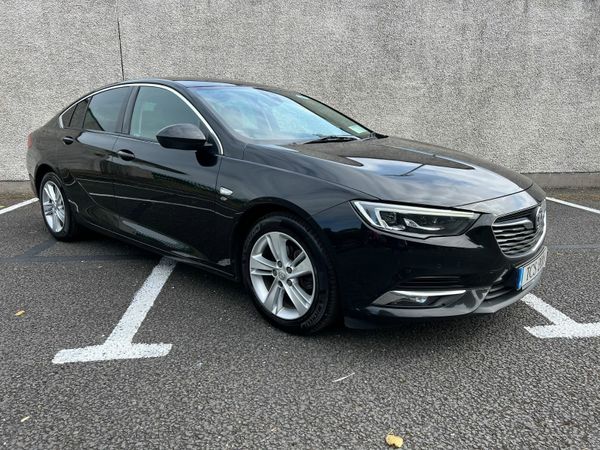 Vauxhall Insignia Hatchback, Diesel, 2018, Black