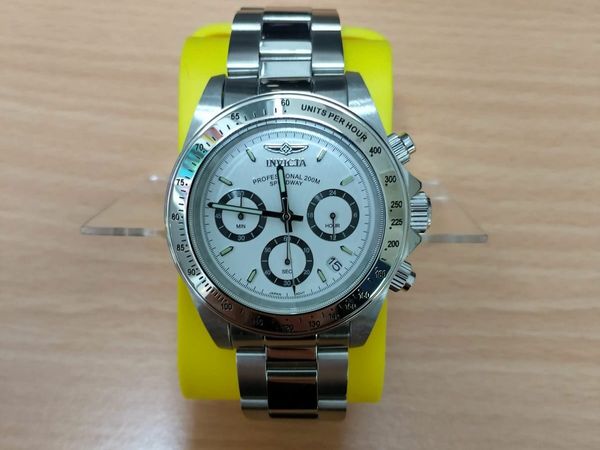 Invicta 9211 2024 speedway chronograph