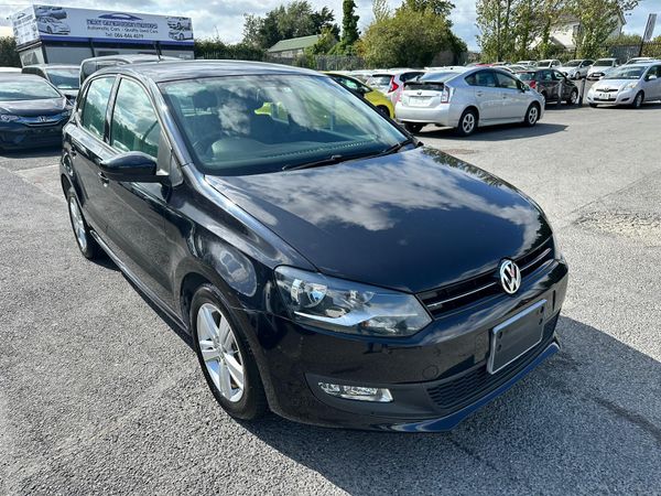 Volkswagen Polo Hatchback, Petrol, 2014, Black