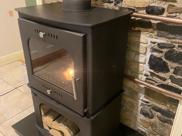 Boru Stove 20kw for sale in Co. Laois for €1,300 on DoneDeal