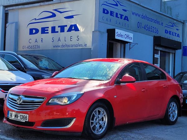Opel Insignia Hatchback, Diesel, 2014, Red