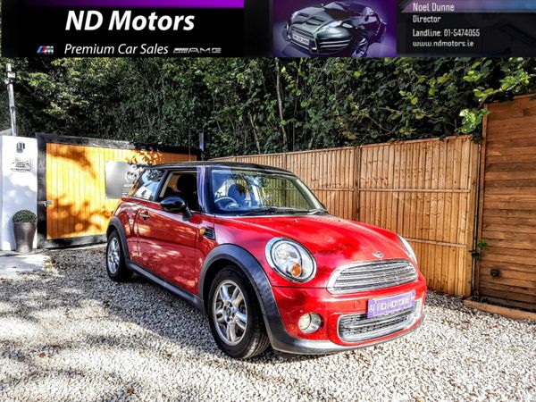 Mini Cooper Hatchback, Petrol, 2013, Red