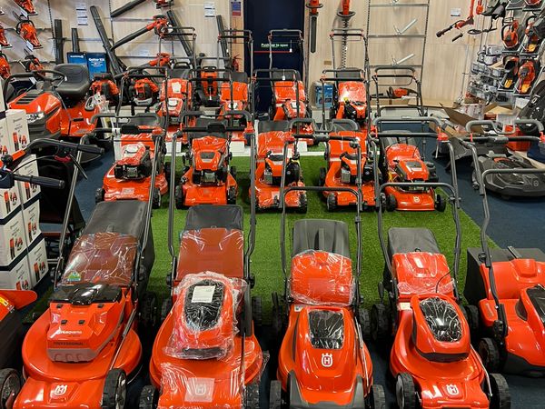 Ride on lawn mowers for sale on discount donedeal