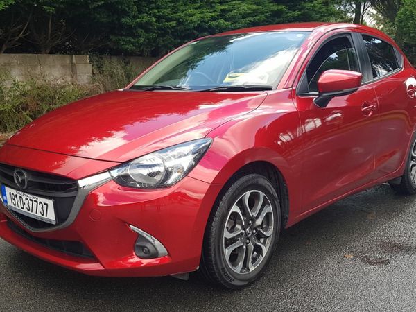 Mazda 2 Hatchback, Petrol, 2019, Red