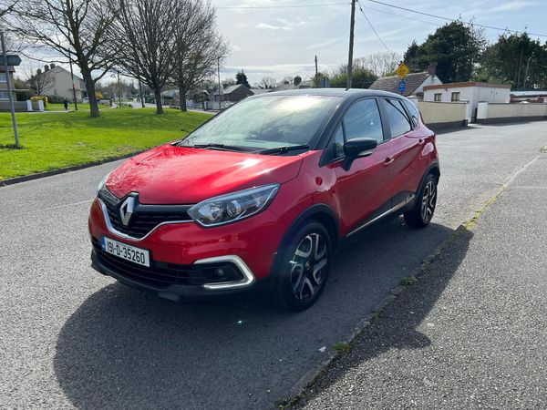 Renault Captur Hatchback, Diesel, 2019, Red