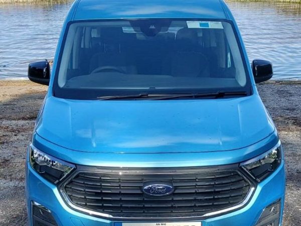 Ford Tourneo Connect MPV, Diesel, 2024, Blue