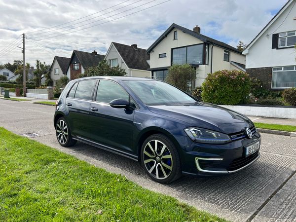 Volkswagen Golf Hatchback, Petrol Plug-in Hybrid, 2016, Blue