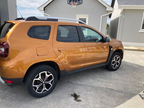Dacia Duster SUV, Diesel, 2019, Orange