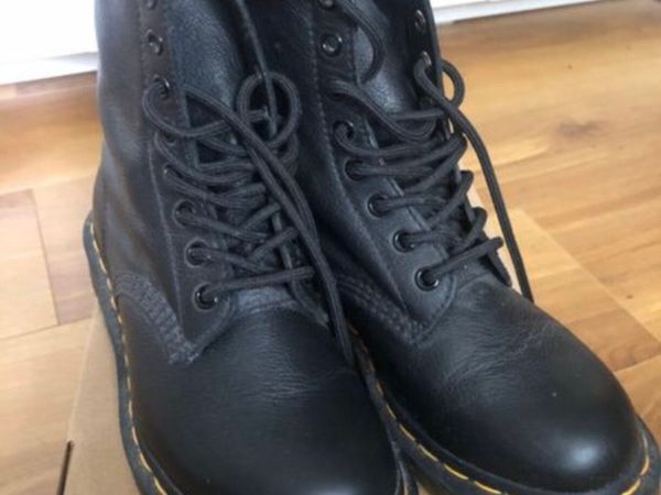 Dr martens shop sale size 7