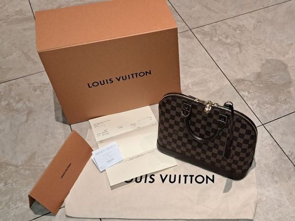 Louis Vuitton bag for sale for sale in Co. Carlow for €100 on DoneDeal