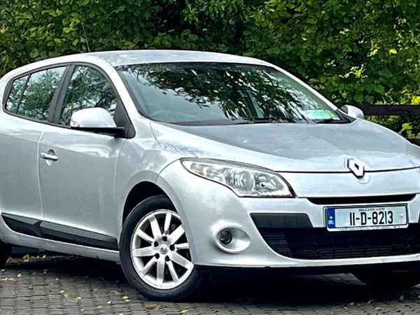 Renault Megane Hatchback, Diesel, 2011, Silver