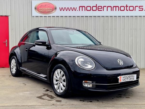 Volkswagen Beetle Hatchback, Petrol, 2014, Black