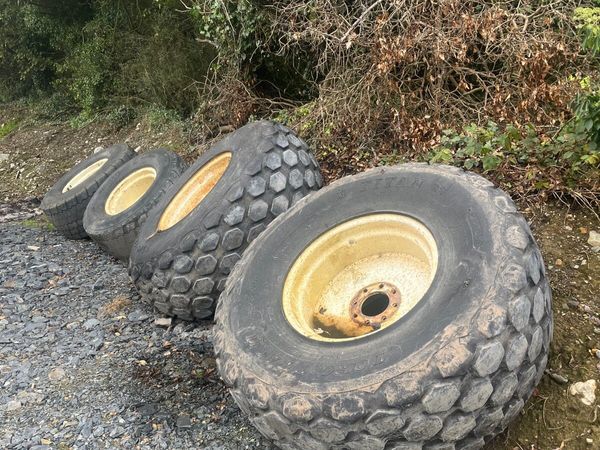 Grass tyres for tractors hot sale