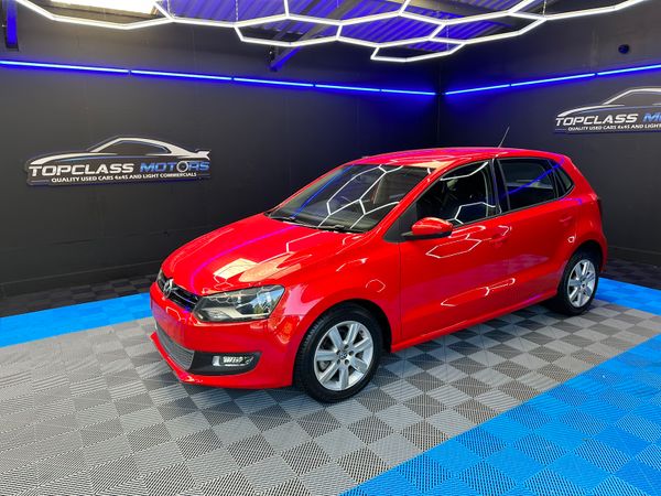 Volkswagen Polo , Petrol, 2012, Red