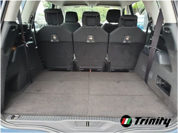 Citroen c4 grand picasso isofix outlet points