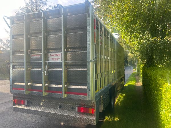 Scania p230 cattle lorry for sale in Co. Armagh for €1,234 on DoneDeal