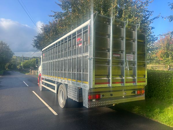 Scania p230 cattle lorry for sale in Co. Armagh for €1,234 on DoneDeal