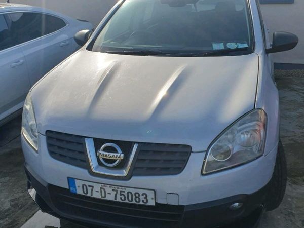 Nissan Qashqai Hatchback, Petrol, 2007, Silver