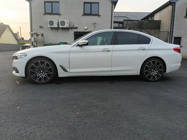 BMW 5-Series Saloon, Diesel, 2017, White