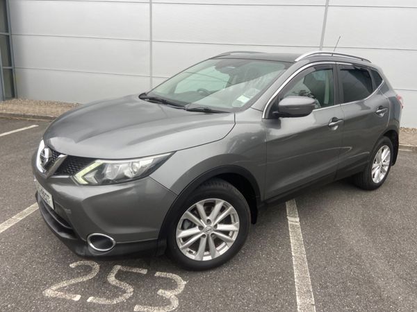 Nissan Qashqai SUV, Petrol, 2017, Grey