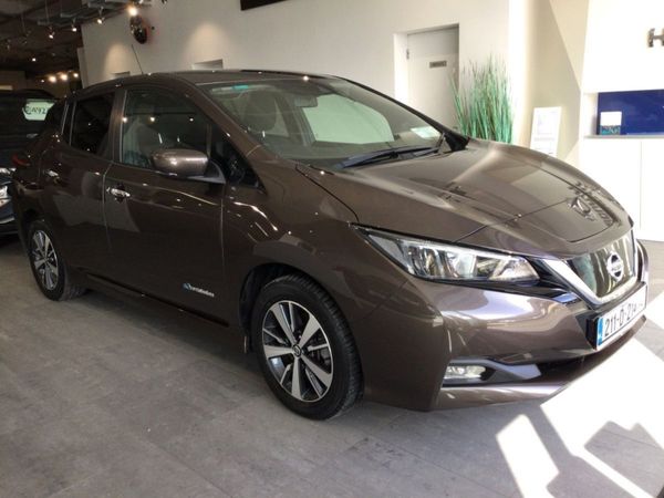 Nissan Leaf Hatchback, Electric, 2021, Brown