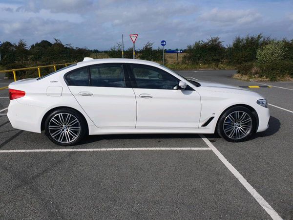 BMW 5-Series Saloon, Petrol Plug-in Hybrid, 2017, White