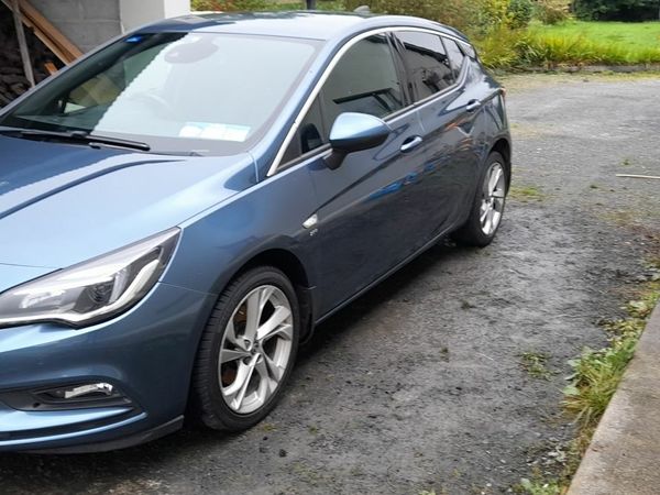 Opel Astra Hatchback, Diesel, 2016, Blue