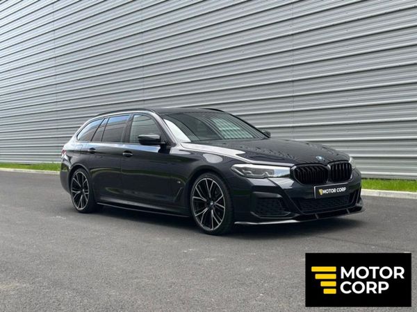BMW 5-Series Estate, Hybrid, 2022, Black